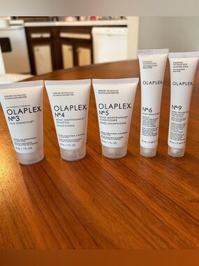 OLAPLEX Travel Size Hair Repair Set